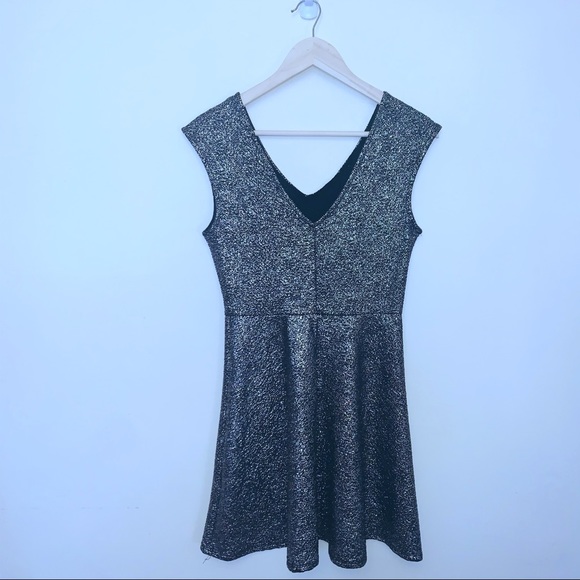 One ❤️ Clothing Gold Foil Skater Style Dress - Picture 4 of 7
